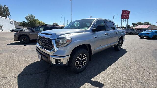 2018 Toyota Tundra SR5