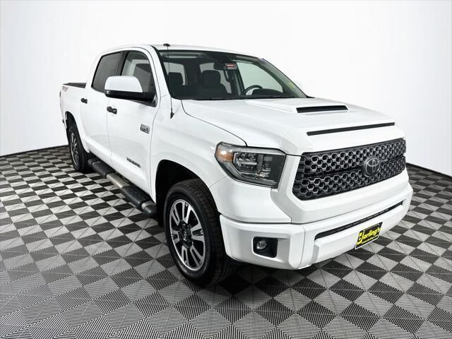 2018 Toyota Tundra SR5 — photo 1 of 13