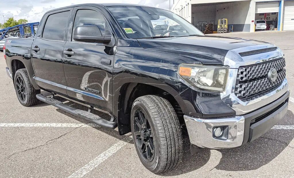 2020 Toyota Tundra SR5 — photo 1 of 13