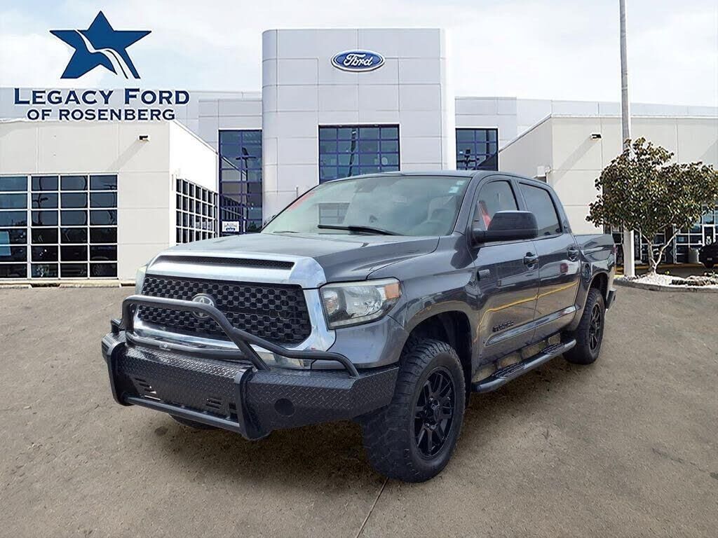2021 Toyota Tundra SR5 — photo 1 of 1