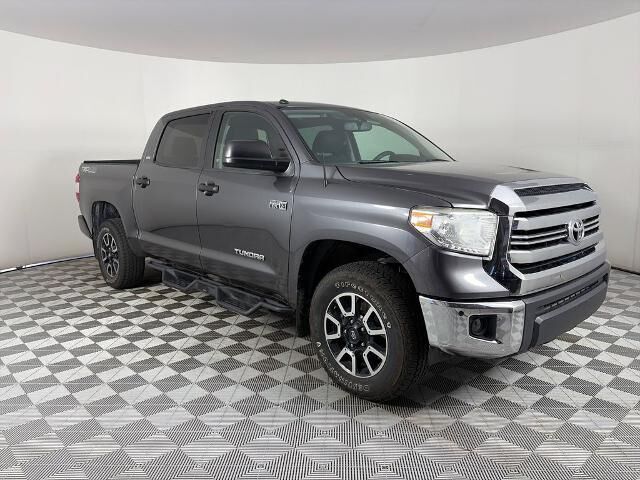 2017 Toyota Tundra SR5