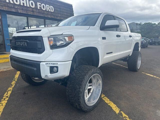 2017 Toyota Tundra SR5