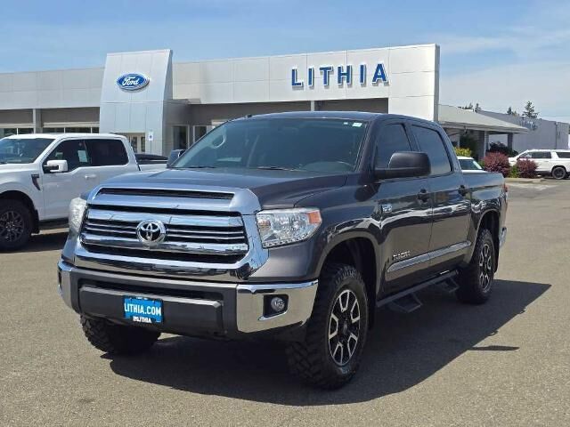 2017 Toyota Tundra SR5