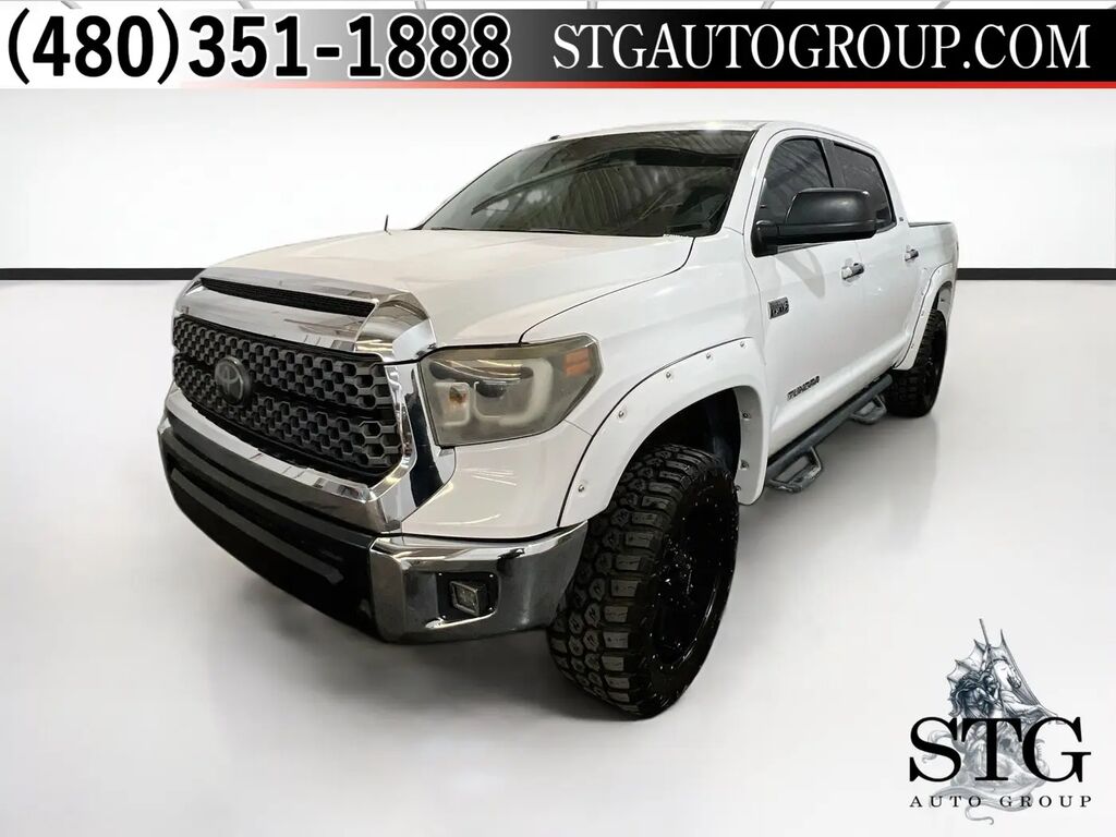 2018 Toyota Tundra SR5 — photo 1 of 13