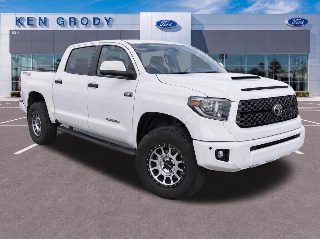 2021 Toyota Tundra SR5 — photo 1 of 1