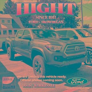 2016 Toyota Tacoma SR5 V6 — photo 1 of 7