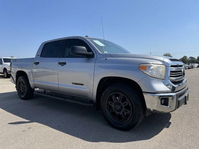2016 Toyota Tundra SR5