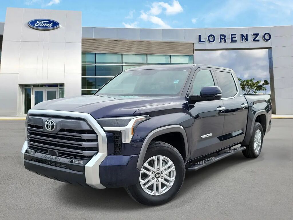2023 Toyota Tundra Limited — photo 1 of 13