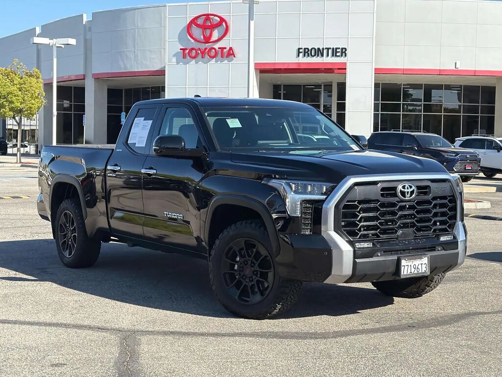 2023 Toyota Tundra Limited — photo 1 of 13