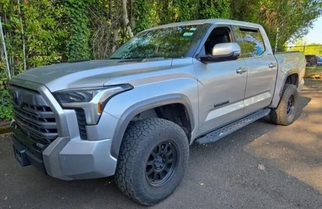 2023 Toyota Tundra Limited HV