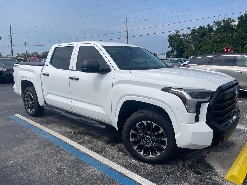 2024 Toyota Tundra SR — photo 1 of 4