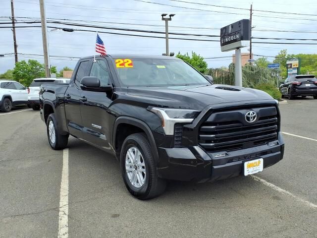 2022 Toyota Tundra SR5