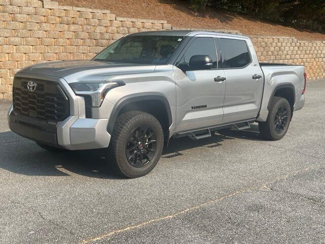 2022 Toyota Tundra SR5