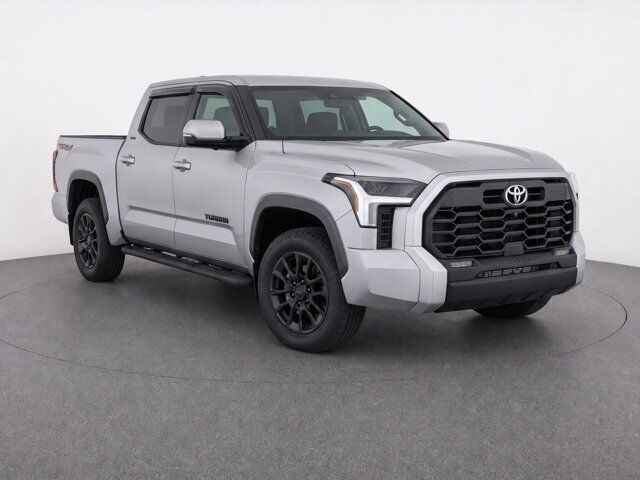 2024 Toyota Tundra 4WD SR5