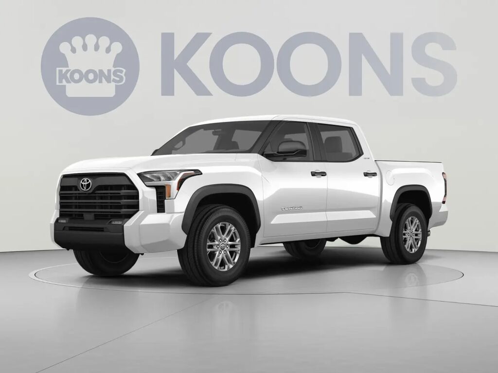 2025 Toyota Tundra SR5 — photo 1 of 3