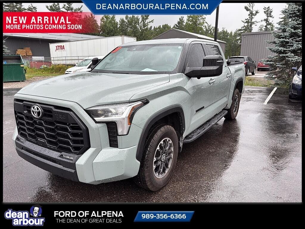 2023 Toyota Tundra SR5 — photo 1 of 1