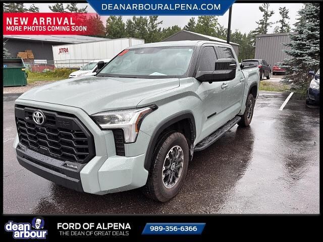 2023 Toyota Tundra SR5