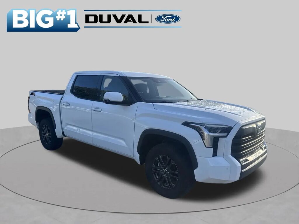 2023 Toyota Tundra SR5 — photo 1 of 13