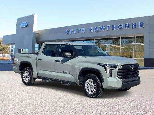 2024 Toyota Tundra SR5