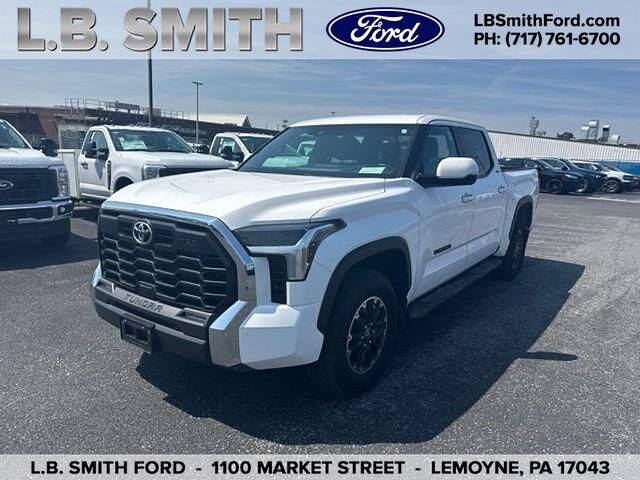 2025 Toyota Tundra SR5
