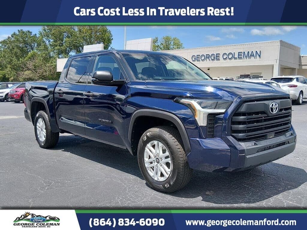 2022 Toyota Tundra SR5 — photo 1 of 1