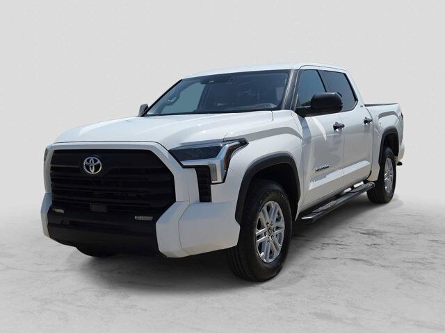 2024 Toyota Tundra 4WD SR5