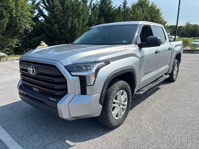 2022 Toyota Tundra SR5