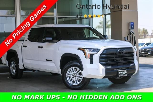 2025 Toyota Tundra SR5