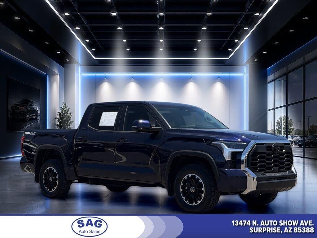 2023 Toyota Tundra SR5 — photo 1 of 1