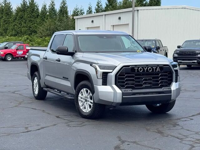 2022 Toyota Tundra SR5
