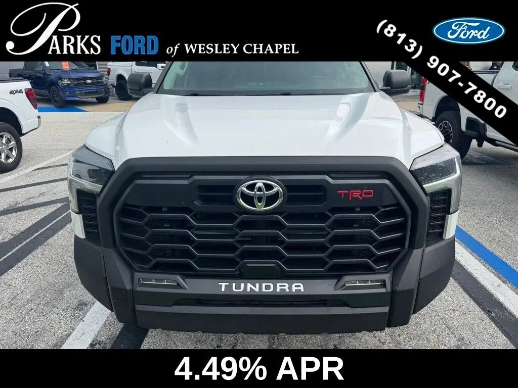 2024 Toyota Tundra SR5 — photo 1 of 9
