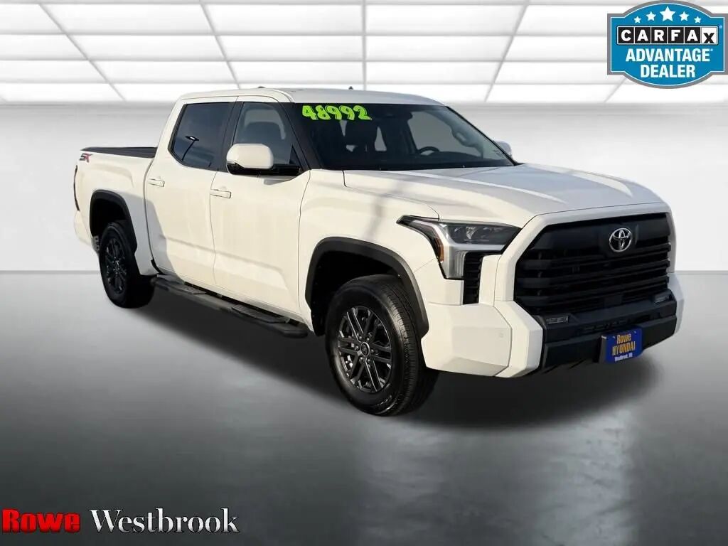2024 Toyota Tundra SR5 — photo 1 of 13