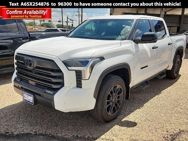 2025 Toyota Tundra SR5