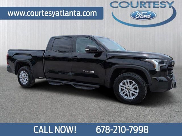 2024 Toyota Tundra SR5