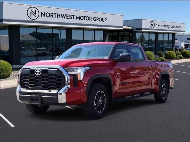 2024 Toyota Tundra SR5 — photo 1 of 13