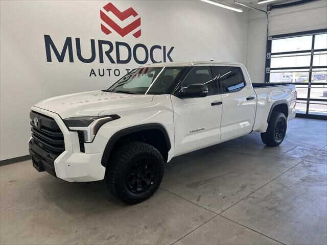 2023 Toyota Tundra SR5