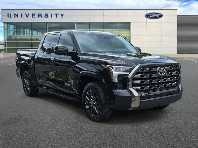 2022 Toyota Tundra Platinum