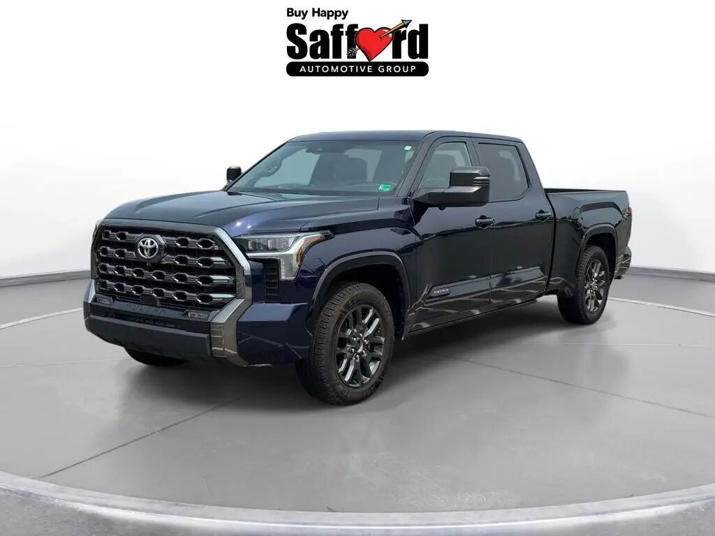 2022 Toyota Tundra Platinum — photo 1 of 13
