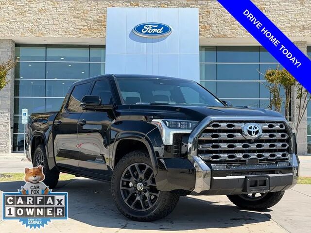 2024 Toyota Tundra Platinum HV