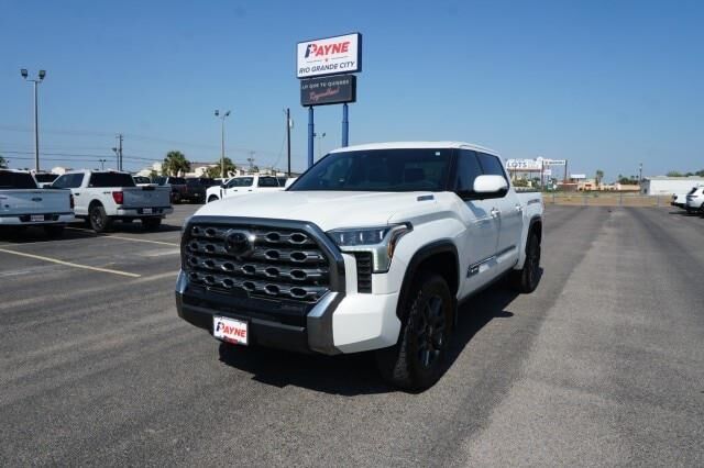 2025 Toyota Tundra Platinum HV