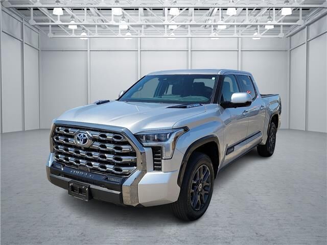2024 Toyota Tundra Platinum HV