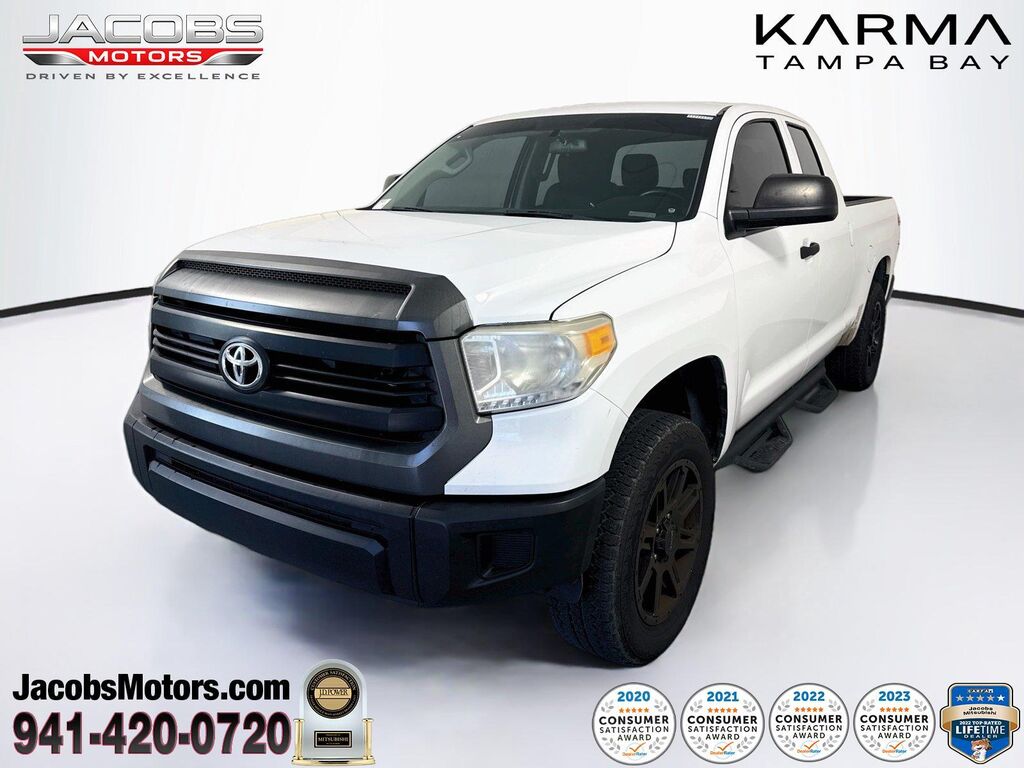 2016 Toyota Tundra SR5 — photo 1 of 13