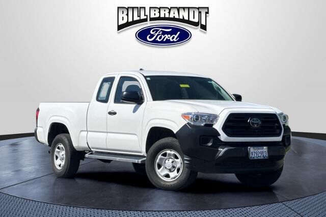 2018 Toyota Tacoma SR