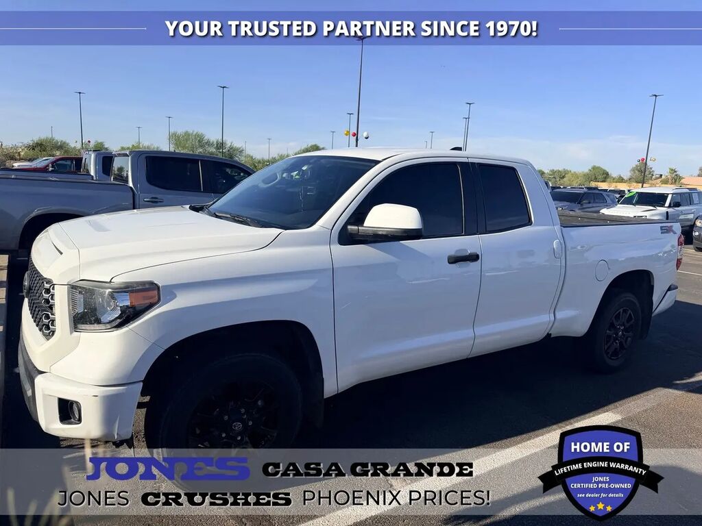 2021 Toyota Tundra SR5 — photo 1 of 4