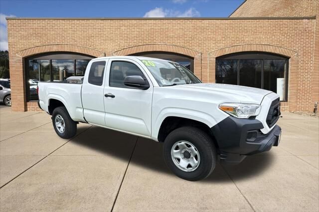 2020 Toyota Tacoma SR — photo 1 of 13
