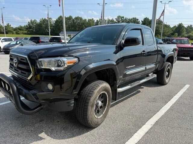 2016 Toyota Tacoma SR5