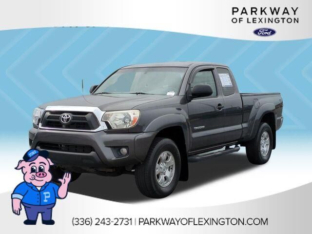 2013 Toyota Tacoma PreRunner — photo 1 of 3