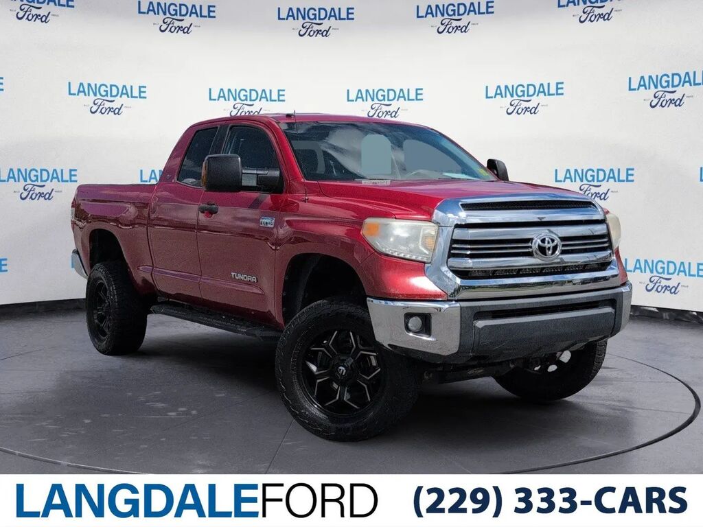 2016 Toyota Tundra SR5 — photo 1 of 13