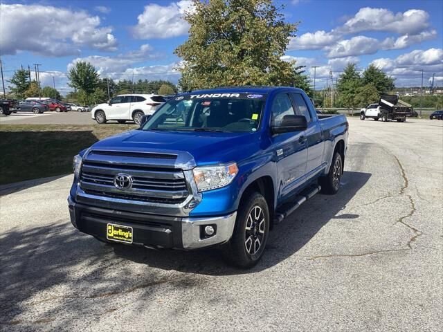 2017 Toyota Tundra SR5