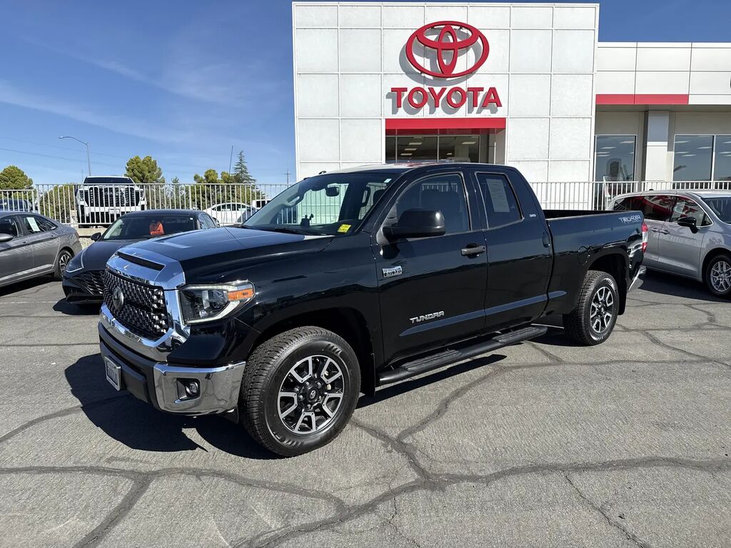 2018 Toyota Tundra SR5 — photo 1 of 13